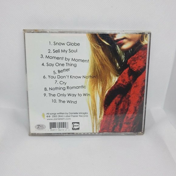 Danielle Miraglia - Nothing Romantic No Scratches Autographed - Picture 4 of 8